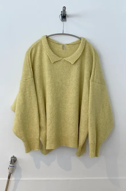 Mia Fox Collar Pullover